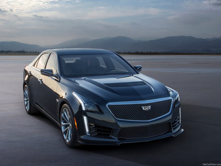 Cadillac-CTS-V_2016_1280x960_wallpaper_02