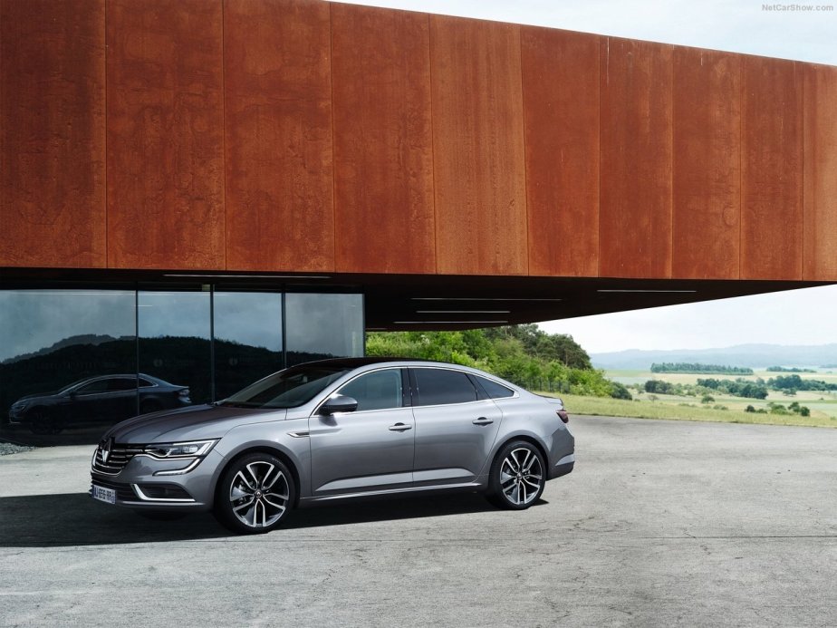Renault-Talisman_2016_1280x960_wallpaper_03